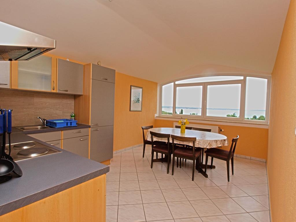 Apartments Denis 19 ฟาชานา ภายนอก รูปภาพ