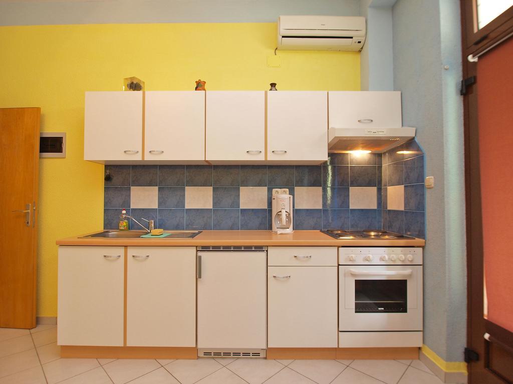 Apartments Denis 19 ฟาชานา ภายนอก รูปภาพ