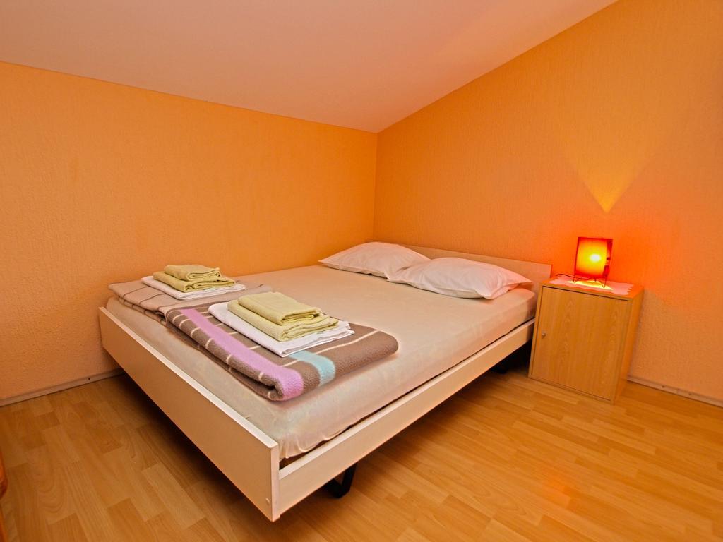 Apartments Denis 19 ฟาชานา ภายนอก รูปภาพ